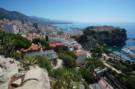 Dieser wunderschöne garten wurde 1984 von fürst rainier iii von monaco, zwei jahre nach dem tod seiner frau grace kelly, prinzessin von monaco, kultiviert. Monaco Sechs Stadteile Sechs Facetten Eines Furstentums Eliteblog By Ekaterina Mucha