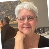 Nancy Mensinger's Instagram, Twitter & Facebook