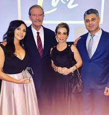 And fabiola sort of resembles maría pedraza?? Fabiola Segovia Named Recipient Of 2019 Dallas Hispanic Bar Association Estrella Award