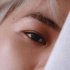 pin by 𝕶𝖎𝖒 𝕿𝖆𝖊𝖍𝖞𝖚𝖓𝖌 on 悪鬼 ᶜʰᵃⁿᵇᵃᵉᵏ in 2021 idol japan album