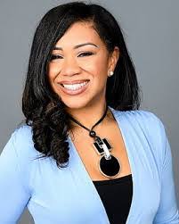 Jacqueline Kahn's Instagram, Twitter & Facebook