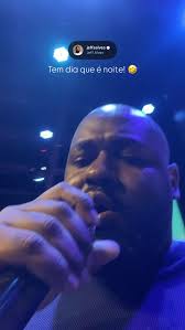 Durante a passagem de som algo inesperado aconteceu! Minha voz falhou! E  esta tudo bem? Claro! Nao somos maquinas! Diferente dos instrumentos como  guitarra por exemplo, nao é so sobre pegar o ...