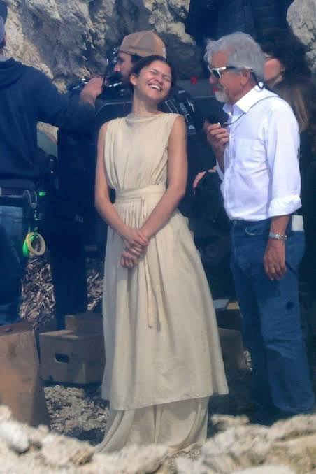 First look at Zendaya on the set of Christopher Nolan's 'The Odyssey' :  r/Fauxmoi