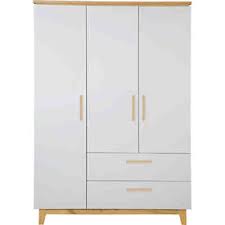 Designed in australia with comfort in mind, soft touch fabrics are key. Kleiderschrank Caro 3 Turen 2 Schubladen Mit Soft Close Technik Drehturenschrank Mobel Roba Mytoys