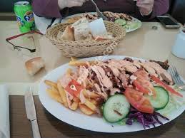 Kebab haus je rodinný podnik fungujúci od roku 2009. Durum Pizza Kebap Haus Hohr Grenzhausen