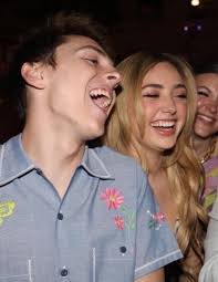 Jacob Y Peyton Son Pareja