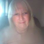 Dona Hettinger's Instagram, Twitter & Facebook