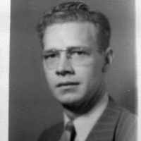 Gordon E. Lowe (1918–1996)