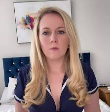 I'm happily married but my ex wants to sleep with me, advice please 🙏