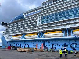 Royal Caribbean Names 6 Artists for Legend of the Seas Collection