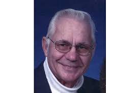 Darlene Neubauer's Instagram, Twitter & Facebook