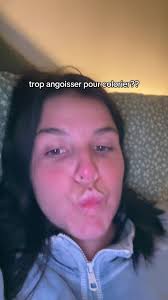 je suis tu la seule que ça rend anxieuse😂😂 #coloriage #trend #colorier  #crayon