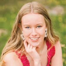 Jackie Tully's Instagram, Twitter & Facebook