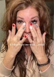 Bury me with…trend. These are so beautiful & heart breaking…but I love the  em! They are so clever & heartwarming at the same time…if that makes  sense….I can’t stop watching them!