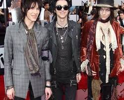So lets get right into the quiz (no that wasn't a keemstar reference) question 1: Palaye Royale