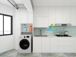 It usually blends dark and light colours, giving your regular hdb flat an 'atas' look! Top 9 Kitchen Cabinet Designs In Singapore 2021 Review
