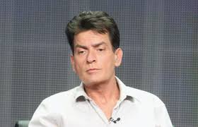 He also designed the band's record sleeves and tour stages. Charlie Sheen Was Wurde Aus Dem Two A Half Men Star