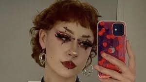 Ruby Lee's Instagram, Twitter & Facebook