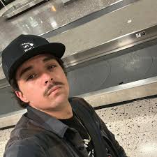 Kauai restaurants with dress code policy?