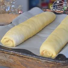 A Delicious Old World Nut Roll Recipe For Your Celebrations Recipe Nut Roll Recipe Recipes Nut Rolls