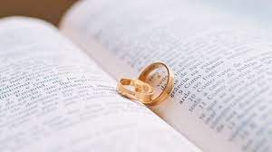 Pernah kah terfikir untuk melamar kekasih dengan cara yang romantis. 10 Kata Kata Melamar Wanita Islam Romantis Namun Tetap Islami Mediapria