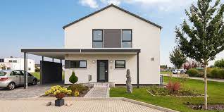Unser bungalow fertighaus nivo 95 bietet ihnen frische grundrissideen, wie zum beispiel die praktische ankleide zwischen schl. Fingerhaus Fertighaus Vielfaltiges Und Individuelles Bauen Bau Welt De