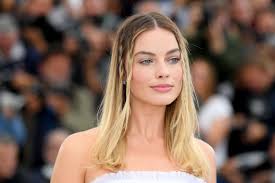 She comes from a family of four children, having two brothers and one sister. Margot Robbie Photo 2021 Of 3443 Pics Wallpaper Photo 1138324 Theplace2
