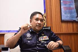 Mcpf penang slc team heading the organizing of 'majlis suaikenal ketua polis negeri pulau pinang' was on site at the event venue restoran pen mutiara, batu maung on the evening of 30 th june 2020 to ensure that all preparations were in place. Ketua Polis Pulau Pinang Thaiveegan Mula Tugas Timbalan Ketua Polis P Pinang Hari Ini Semasa Mstar Datuk Sahabudin Abd Manan Berkata Kepada Media Bahawa Walaupun Stesen Minyak Adalah Tempat Awam