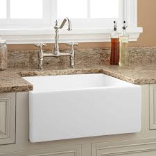 Unlike the traditional sinks, fireclay farmhouse sinks are installed differently. Signature Hardware 394767 Risinger 24 Single Build Com