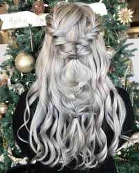 Permanent hair color | wella professionals. Wella Usa On Twitter Step Up Your Holiday Hair Game With This Wellawinter Look By Beyondhairbyhayley Get This Stunning Silver Hair Color Using Blondor With 20 Volume And Tone With