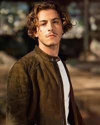 Senaryosunu ethem özışık'ın kaleme aldığı atv dizisi maraşlı'nın oyuncu kadrosu belli oldu. Marasli Dizisi Ne Zaman Yayinlanacak Kenan Imirzalioglu Dizide Oynayacak Mi