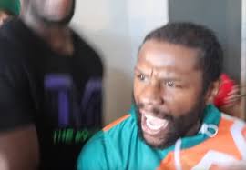 Jake paul later claimed one of mayweather's staff punched him. R2zzn9qosw4stm