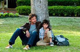 Para pemain yang terlibat antara lain gerard butler, jessica bield, dennis quaid, uma thurman, catherine zeta jones, dan noah lomax. Playing For Keeps Movie Review 2012 Roger Ebert