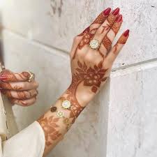Gezam Adli Kullanicinin Mehndi Designs Panosundaki Pin 2020 Mehndi Designs Kinalar El Kina