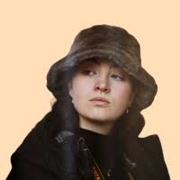 70+ Profile mit dem Suchbegriff „Genevieve“