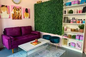 A spray tan business is a rather intimidating business to start at first, but when you look at the basic steps, it's really not that bad. Why You Ll Walk Out Of This Manayunk Spray Tan Studio Glowing