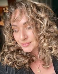 Elisa Ortiz (@salonvivahair) • Instagram photos and videos