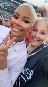 BREZZY BOWL: Wrigley Field 🩷