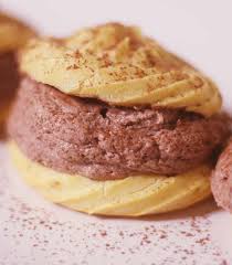 What is the difference between a cream puff, eclair, and a profiteroles? Cream Puff Coklat Sesuai Dihidang Semasa Majlis