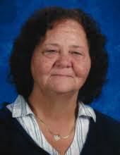 Jennifer Manes's Instagram, Twitter & Facebook