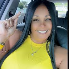 Si te rindes por lo que otros dicen le darás la razón sigue caminando y no  te Rindas #candelita #fe