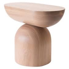There are even plenty of options to decorate your outdoor living areas with tropical, sculptural, nautical, whimsical, and classic side table designs. Side Table Sculptural 1stdibs