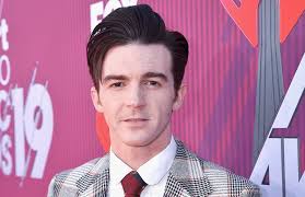 Drake bell se declaró culpable en el caso en el que lo cusan de poner en peligro a menores de edad. V7kiysxtjwbe8m