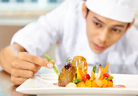 Ia melengkapkan pelajar dengan kemahiran gastronomi sebenar dan pengetahuan tentang penyediaan makanan, keselamatan dan persembahan yang diperlukan untuk masuk ke dalam industri perkhidmatan makanan. Kursus Diploma Food Institute Of Malaysia Fim