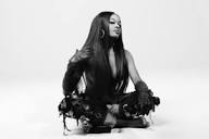 Azealia Banks digs at Iggy Azalea with borrowed sample on 'Used To ...