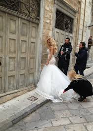 Έτσι πέρασε την επέτειο γάμου της με τον δημήτρη θεοδωρίδη. Poion Paikth Toy Survivor Eixe Pantreytei H Doykissa People Amp Style Eidhseis