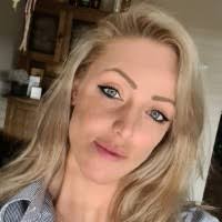 Linda Quist's Instagram, Twitter & Facebook