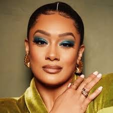 Anita Hayslett's Instagram, Twitter & Facebook