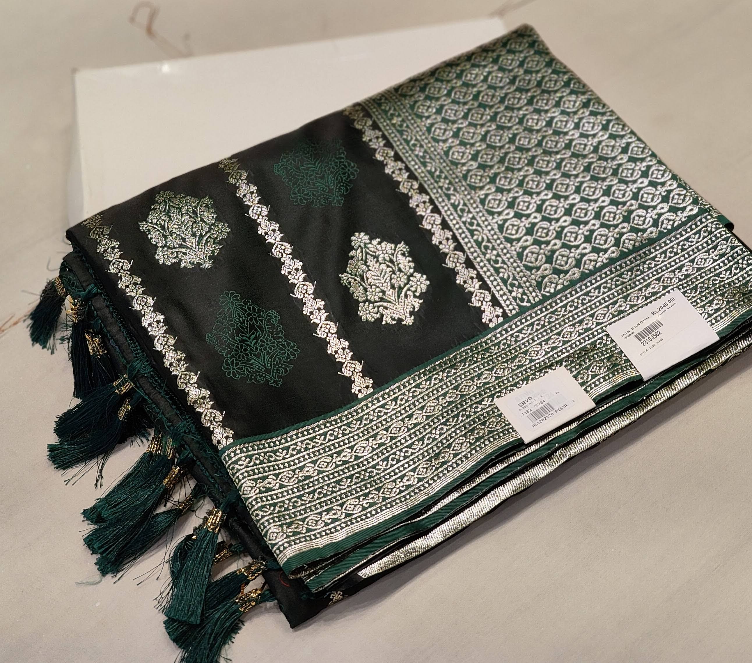 BOTTLE GREEN MUSLIN SILK product image