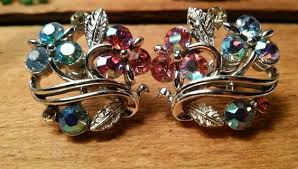 Vintage Lisner Pink Blue Ab Rhinestone Screw Back Earrings Lisner Screw Back Earrings Costume Earrings Vintage Jewelry